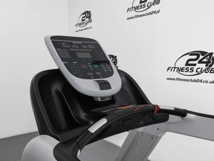 Fitness_Club_24_Bieznia_Precor_835_P30_V2