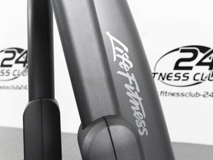 Fitness_Club_24_Life_Fitness_95x_Discover_Se