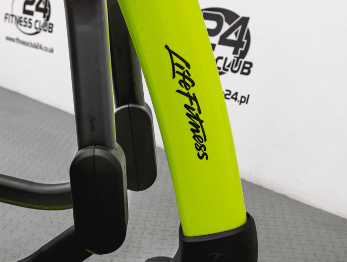 Fitness_Club_24_Life_Fitness_95x_Discover_se3