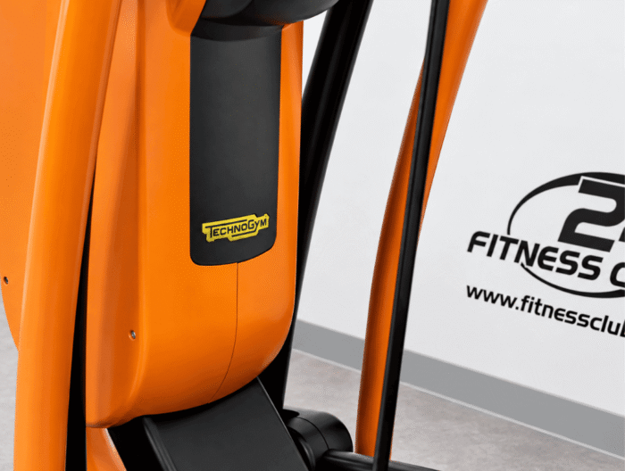 Fitness_Club_24_Technogym_Vario_New_Excite_500_led