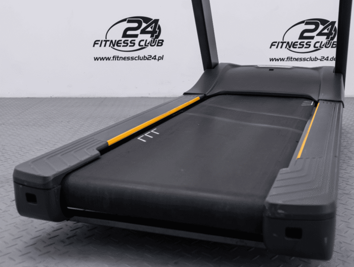 Fitness_Club_24_Matrix_Endurance_Led_console_treadmill