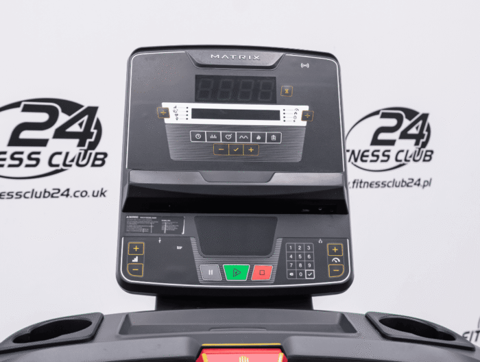 Fitness_Club_24_Matrix_Endurance_Led_console_treadmill
