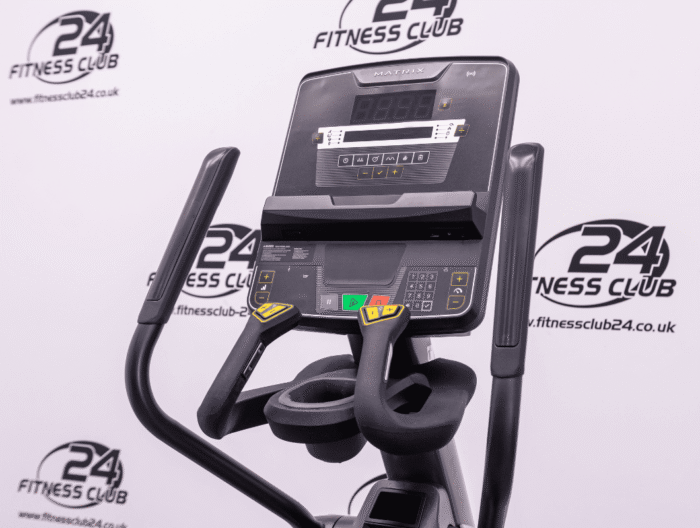 Fitness_Club_24_Matrix_Performance_Led_Console_Ascent_Trainer