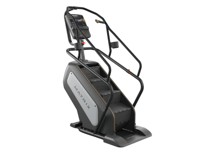 Fitness_Club_24_Matrix_Performance_schody_led_premium