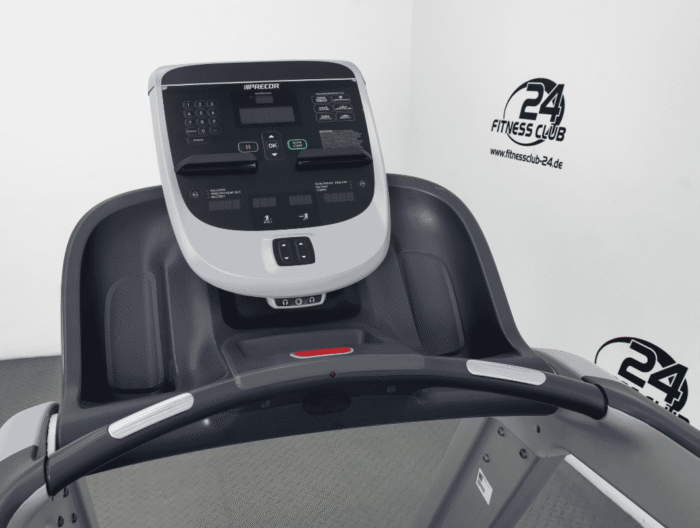 Fitness_Club_24_Precor_trm_815_p10