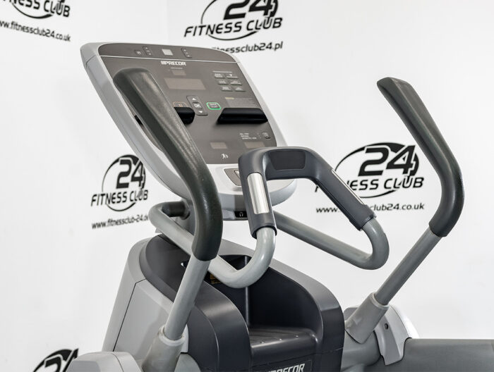 Fitness_Club_24_Precor_AMT_813_P10