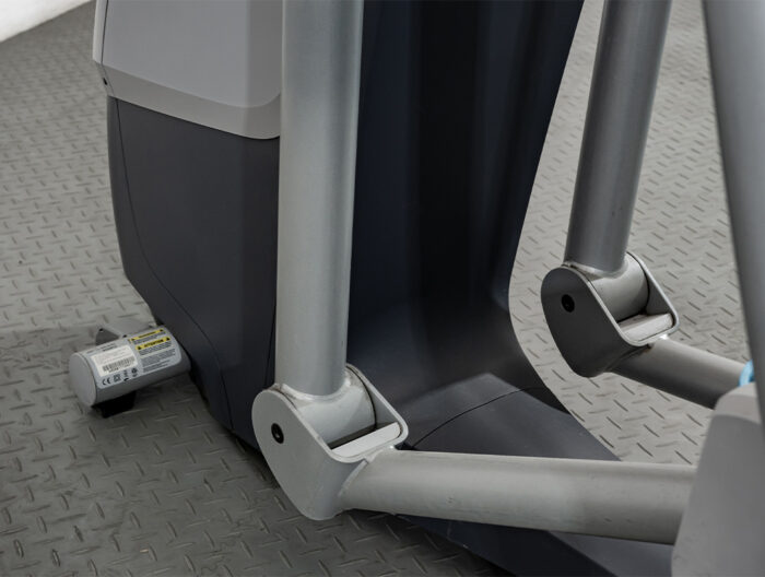 Fitness_Club_24_Precor_AMT_813_P10
